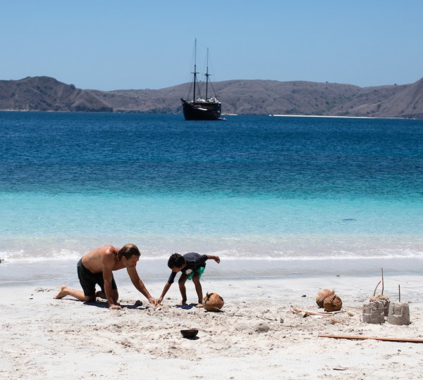 Family Fun On The Beach