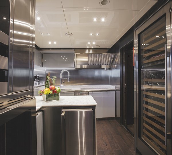 Fully-equipped Galley