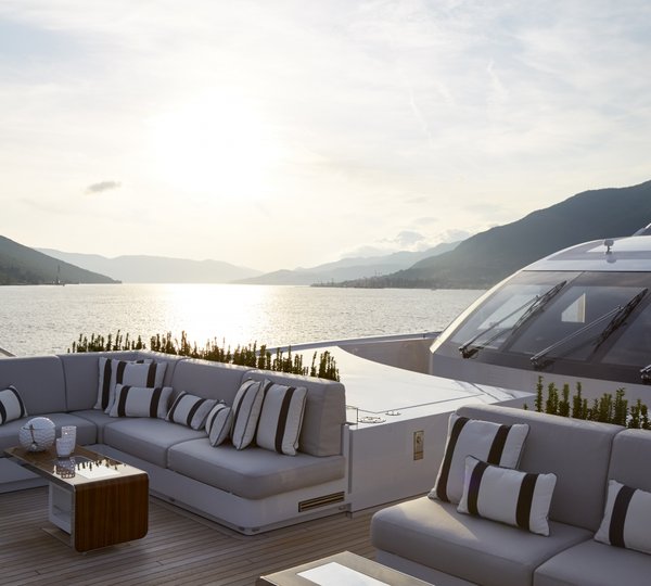 Galactica Super Nova Foreward seating