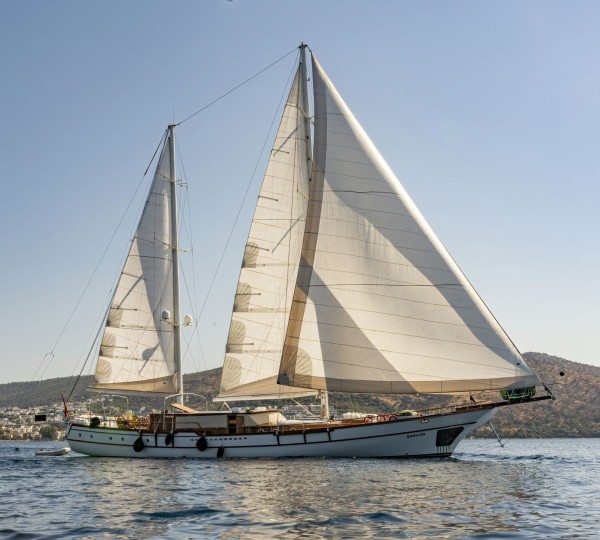 Motor Sailer Babylon