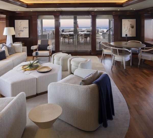 Skylounge Looking Aft