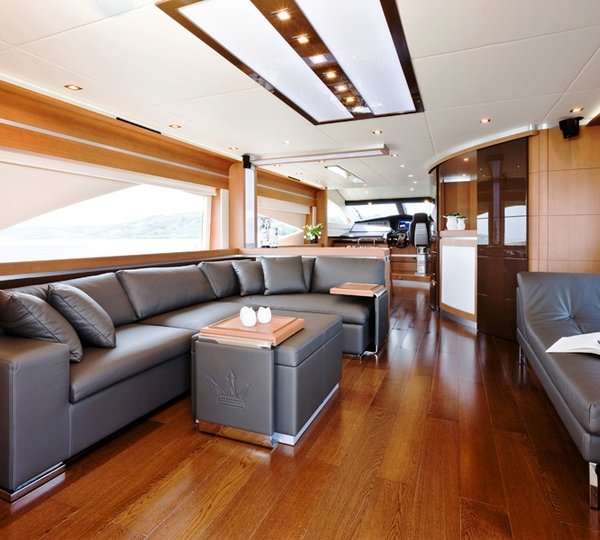 KAIJOU -  Salon looking forward