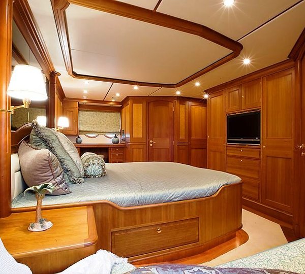 OPPORTUNITY -  Aft Stateroom