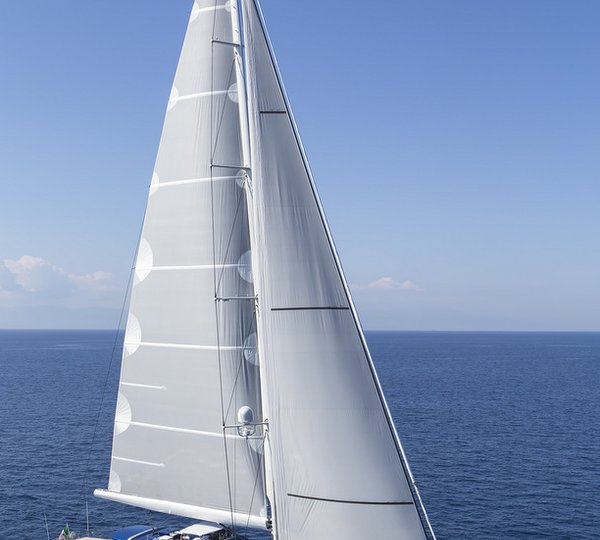 1-Superyacht Nativa