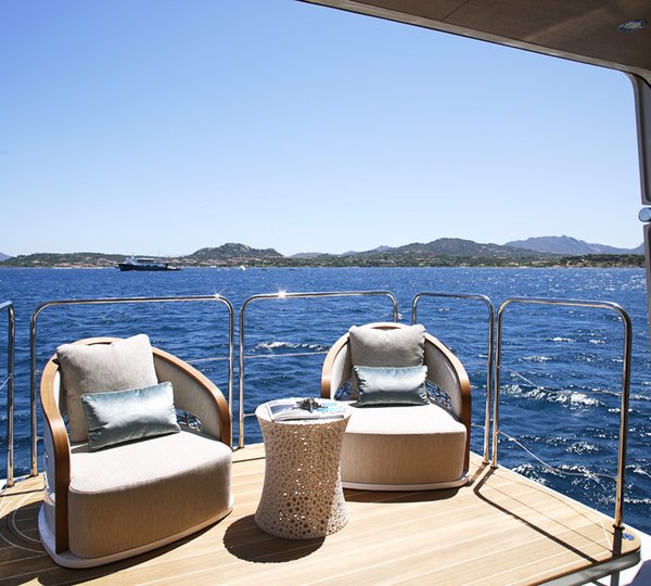 12 Luxury superyacht Lady M by Palmer Johnson - Master Cabin
