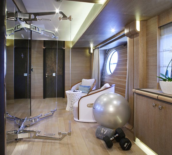 13 Nuvolari Lenard designed Lady M superyacht  - Master Cabin