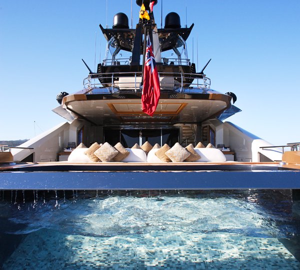 3 Luxury yacht Lady M - Spa pool