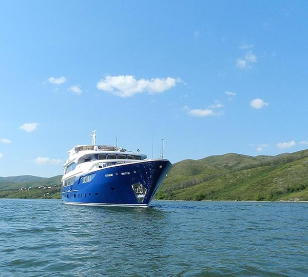 48m luxury motor yacht Bayterek