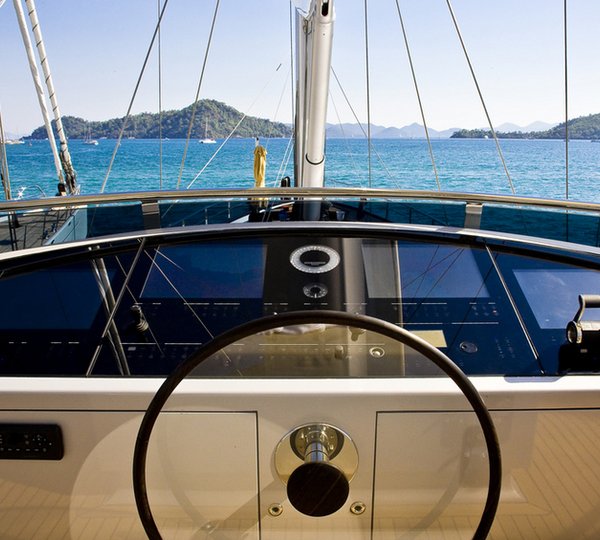 60 Years Yacht - Flybridge - Dashboard