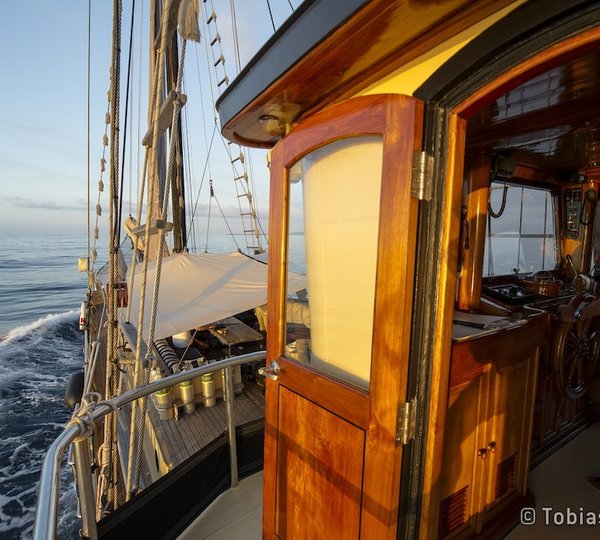 ADELAAR - Pilot house