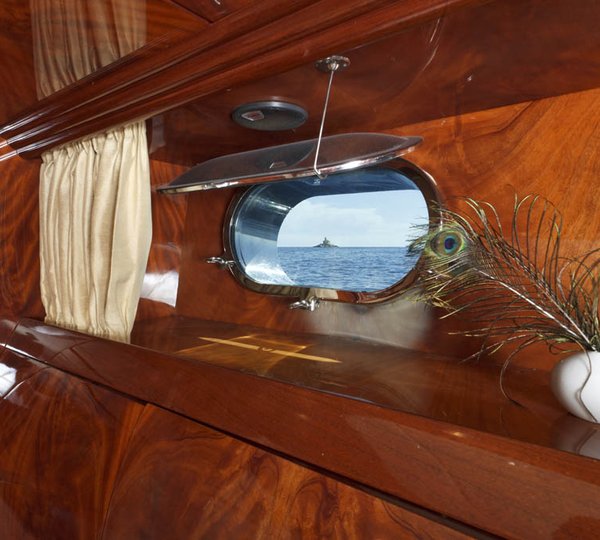 ADRIATIC BLUES - Detail