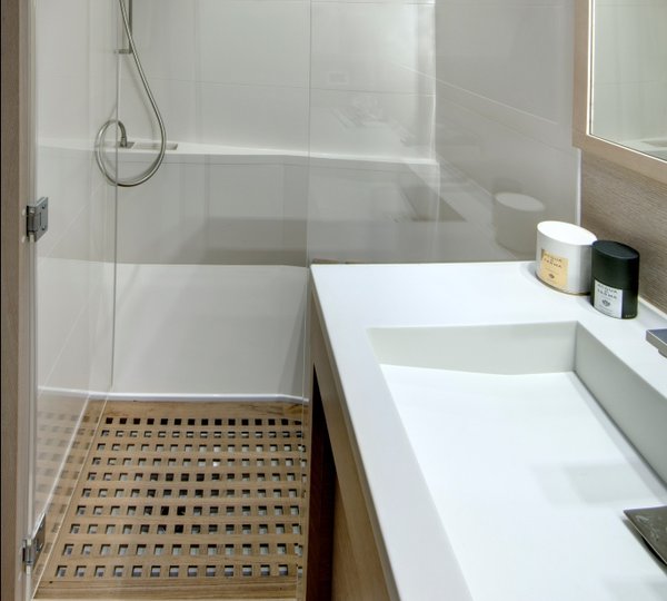 ADVANCED 66 SHOT ONE -  Guest Ensuite