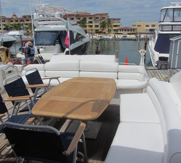 AGUILA -  Aft Deck Al fresco Dining