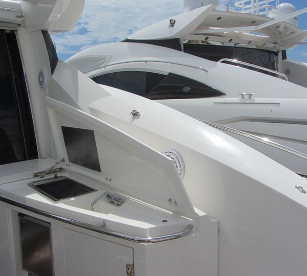 AGUILA -  BBQ on the aft deck