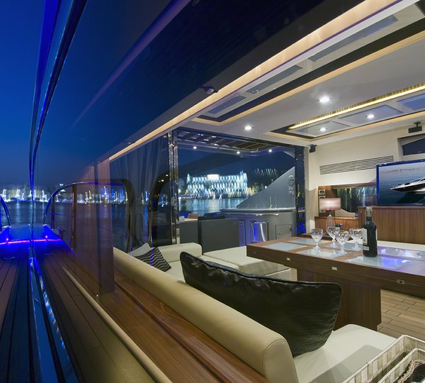 AQUA BLUE Ireland -  Side deck View