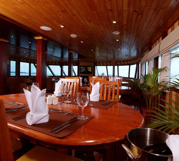 ARK ROYAL Dining Detail