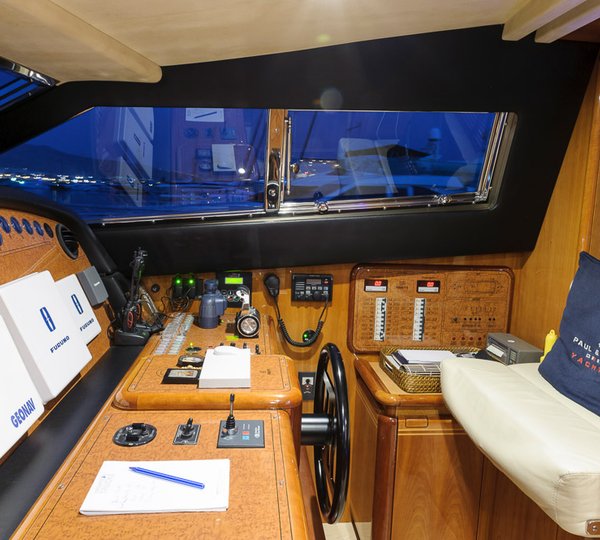 ARMONIA- Helm station