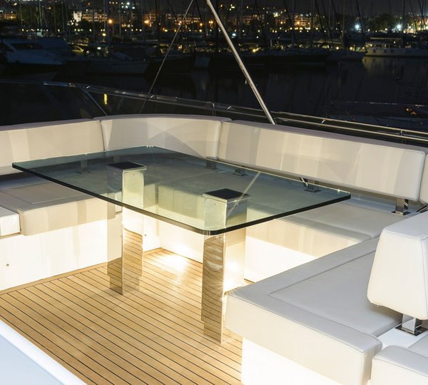 ARMONIA- Upper deck dining