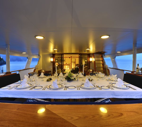 ATLANTIC GOOSE -  Aft Deck Dining