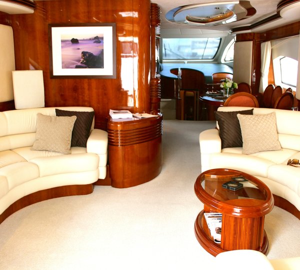 Azimut 80 CIRCUS -  Salon 2