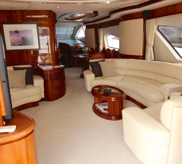 Azimut 80 CIRCUS -  Salon