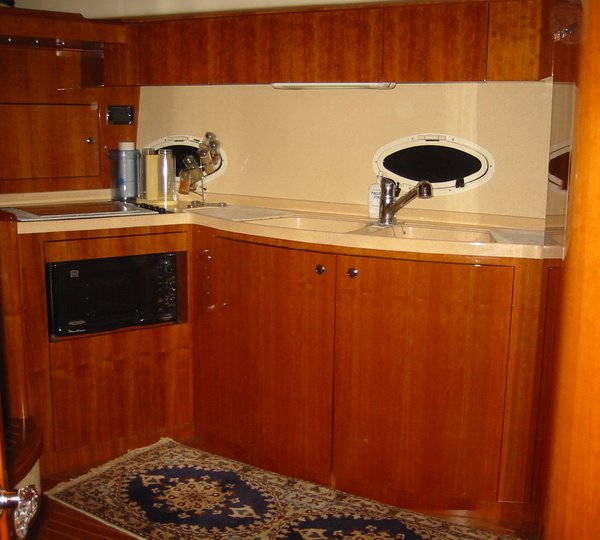Azimut Yacht KIRAL -  Galley