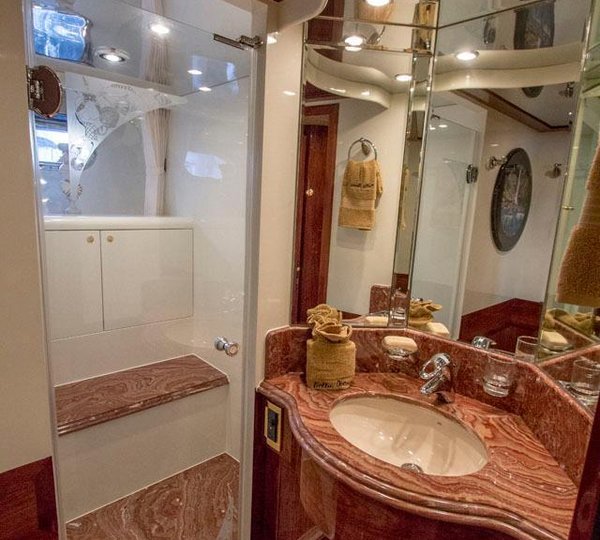 BELLA DONNA II -   VIP Ensuite