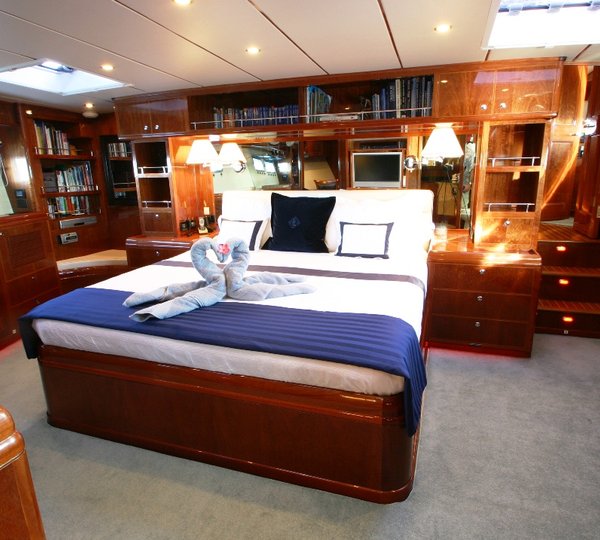 BEYOND CAPRICORN Master Cabin