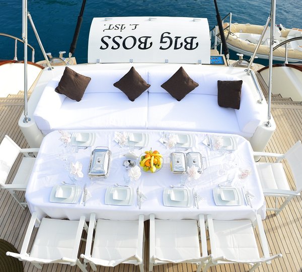 BIG BOSS ALfresco dining