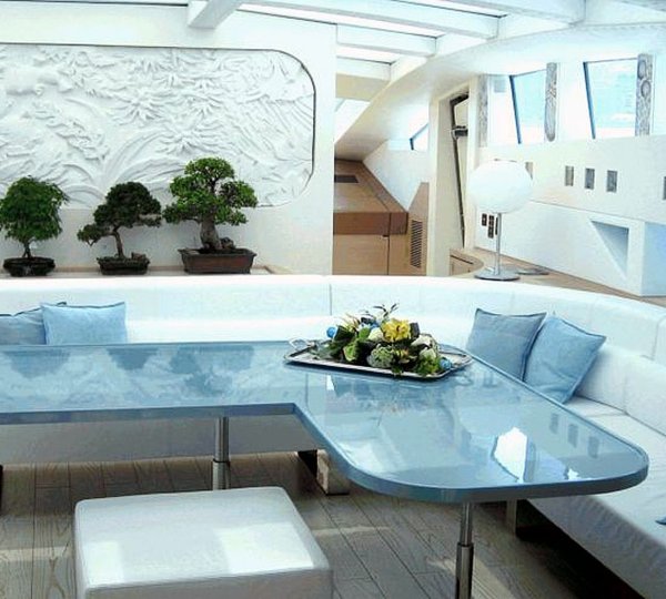 BLUE PRINCESS STAR -  Salon Seating