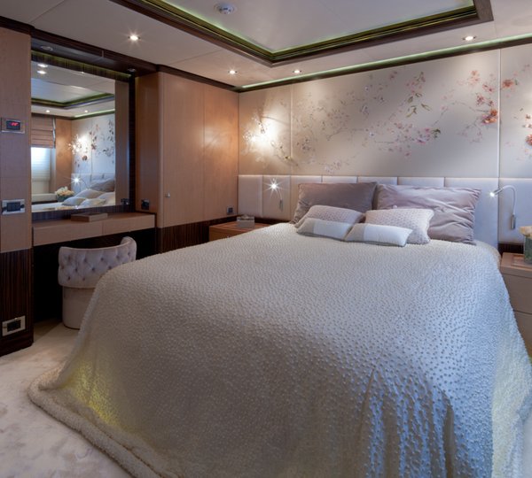 Bella Anna yacht - Guest cabin