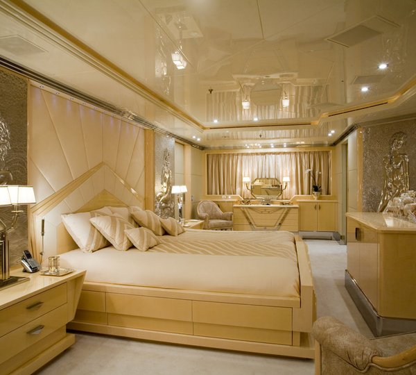 Benetti Superyacht SUNDAY -  Master Cabin