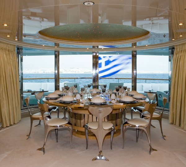 Benetti Superyacht SUNDAY -  Upper Deck Dining