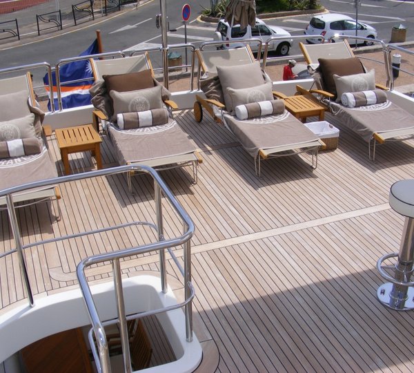 Benetti Yacht BACCHANAL -  Sundeck Sunbeds