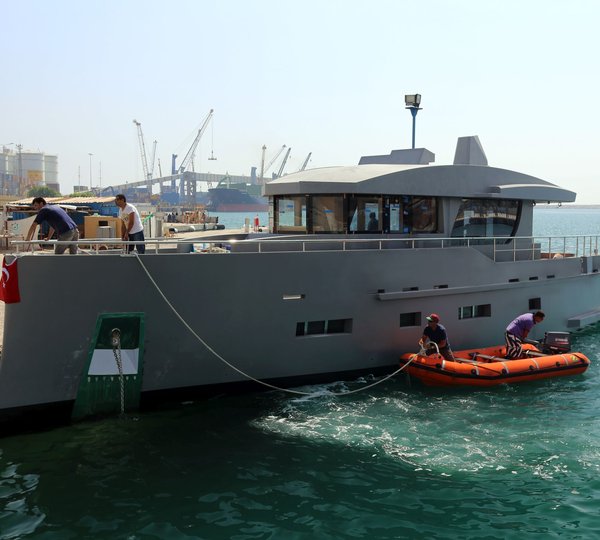 Bering 70 - Steel Luxury Yacht - Launch