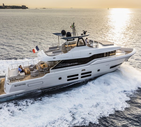 CANADOS OCEANIC 76-BULL Photo credit Alberto Cocchi