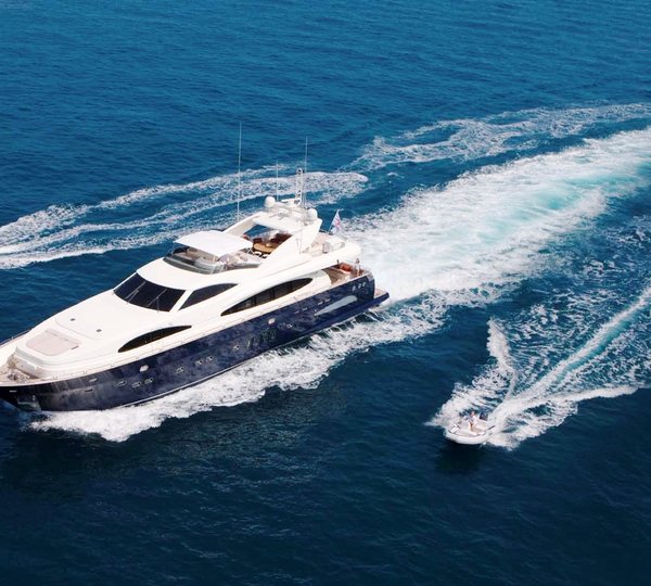 CELTIC DAWN - Cruising with toys