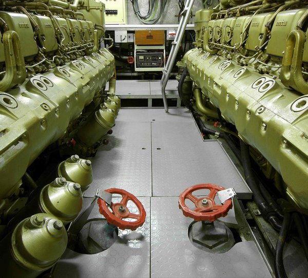 CHATO - The Engine Room