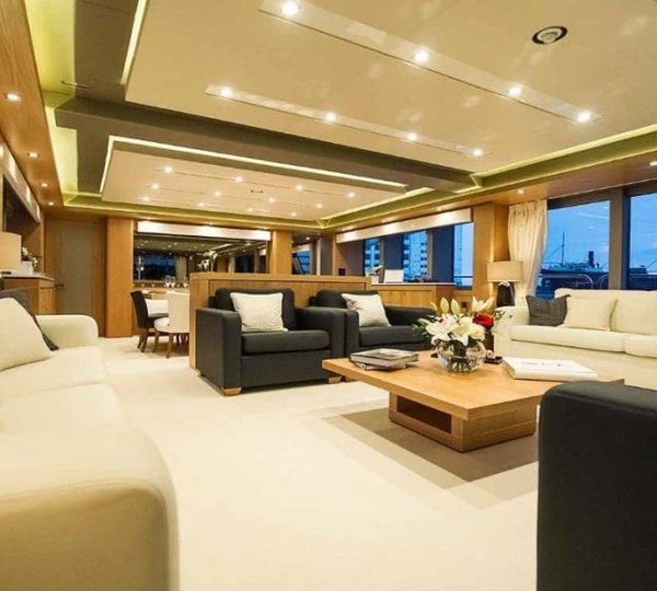 CHIMERA - Main salon 2