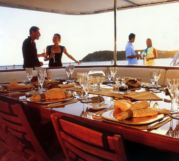 CHRISTIANNE B - Alfresco Dining