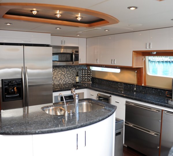 COLD GECKO. -  Galley (Country Kitchen)