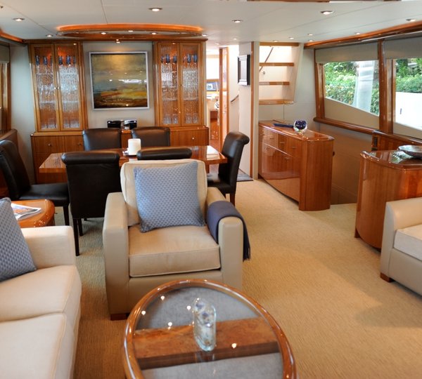 COLD GECKO. -  Salon