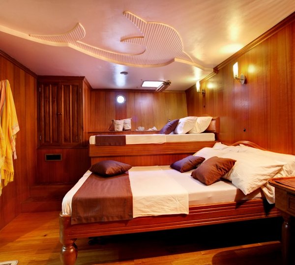 CONTE MAX - Double cabin