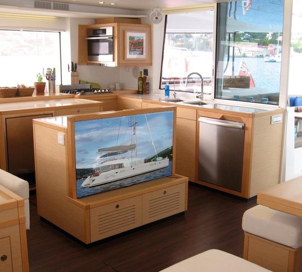 COPPER PENNY - Entertainment