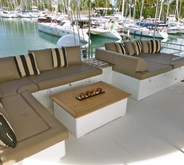 COPPER PENNY - Flybridge