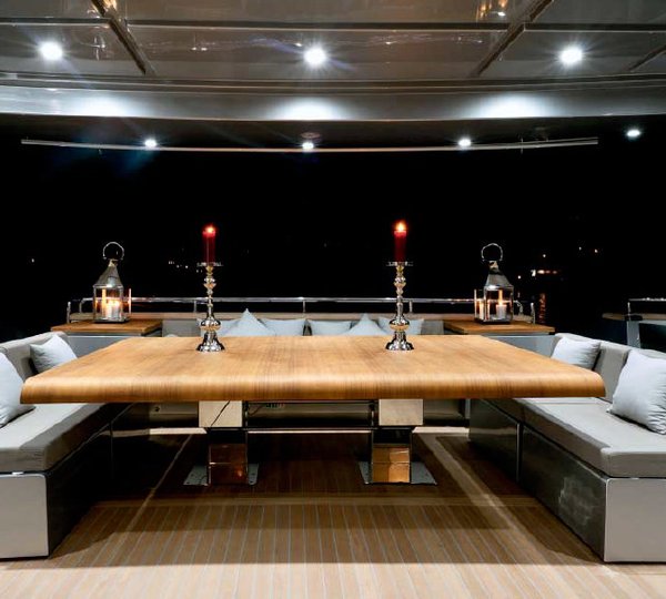 Canados 120 yacht Far Awar - Exterior