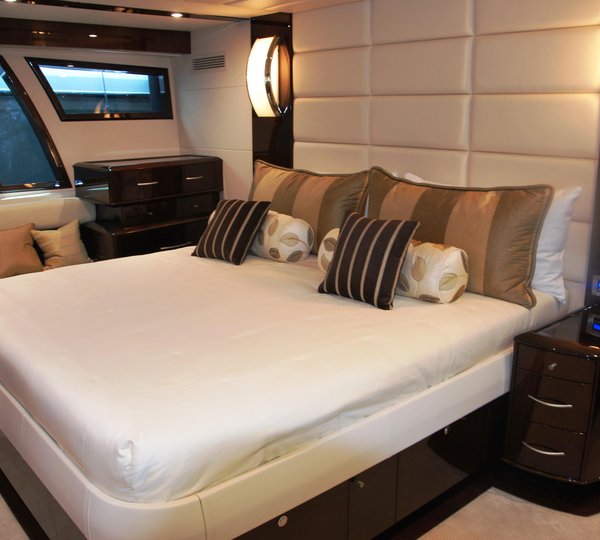 Carbon -  Master Cabin