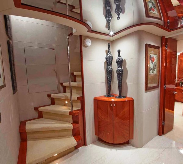 Castaway -  Guest Foyer