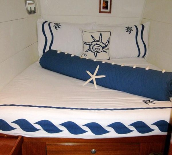 Cat AD ASTRA -  Guest Cabin 2