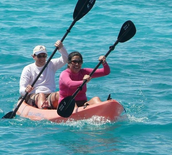 Cat FELICIA -  Kayaking